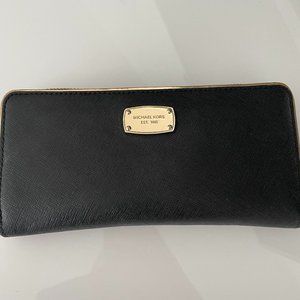 Michael Kors Wallet - Black